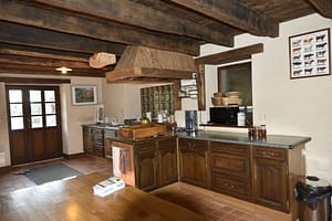 Brittany guest rooms: the shared kitchen.