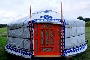 Laita yurt and shepherd hut
