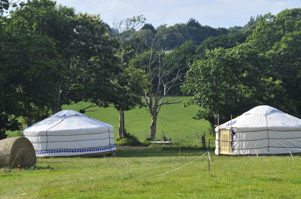 Mongolian yurts Brittany South: unusual accommodation in nature.